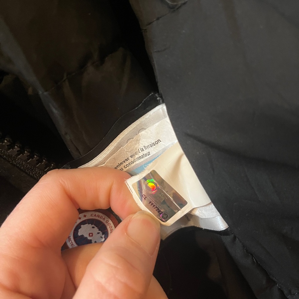 Canada Goose Winter Parka - Picture 9 of 14